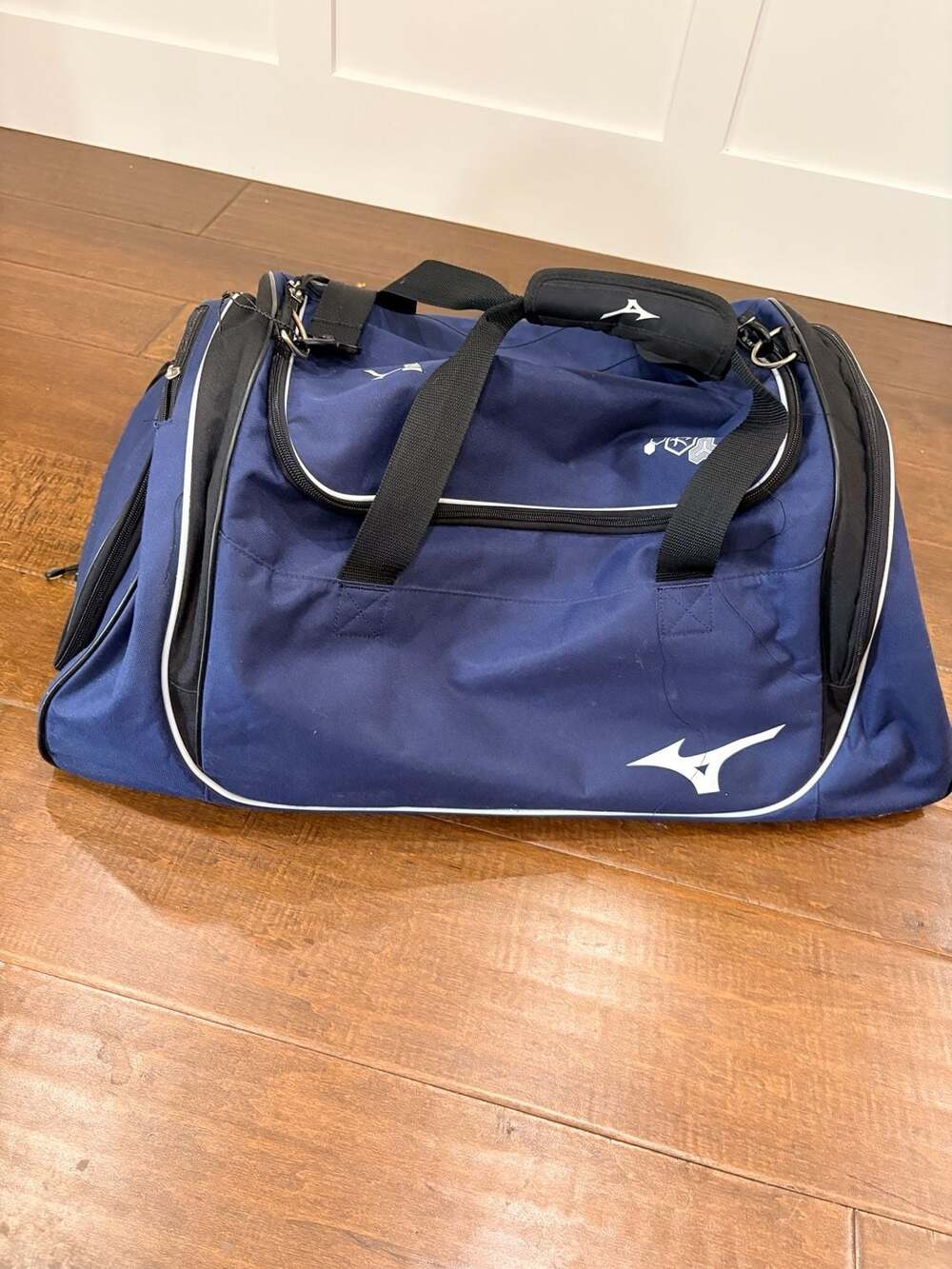 Mizuno Unit Team Large Duffle Bag Navy Blue 26 Inch